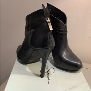 Jessica Simpson leather boots size 7 1/2